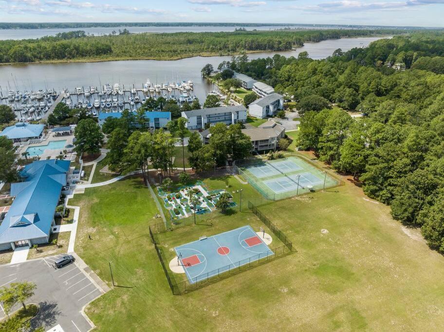 Sandpiper New Bern Exterior photo
